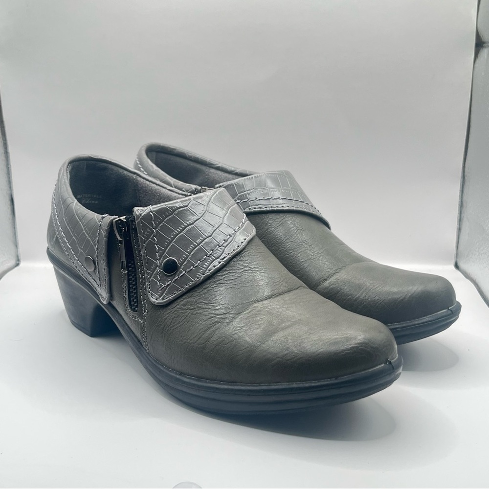 Women's Low-Heel Slip-On Booties in Gray
